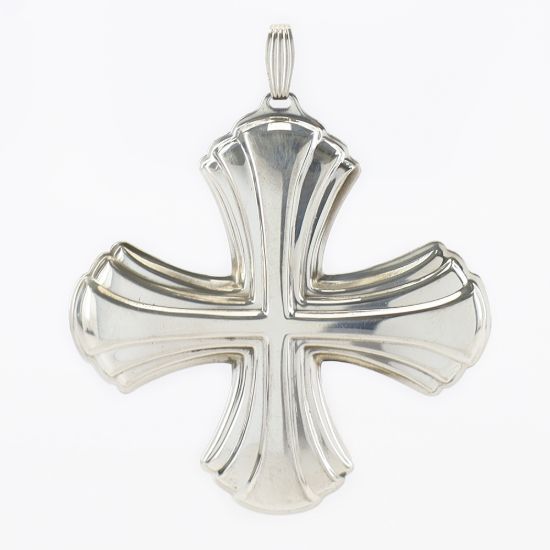 Picture of Sterling Silver 1980 Annual Christmas Cross Ornament, no Box